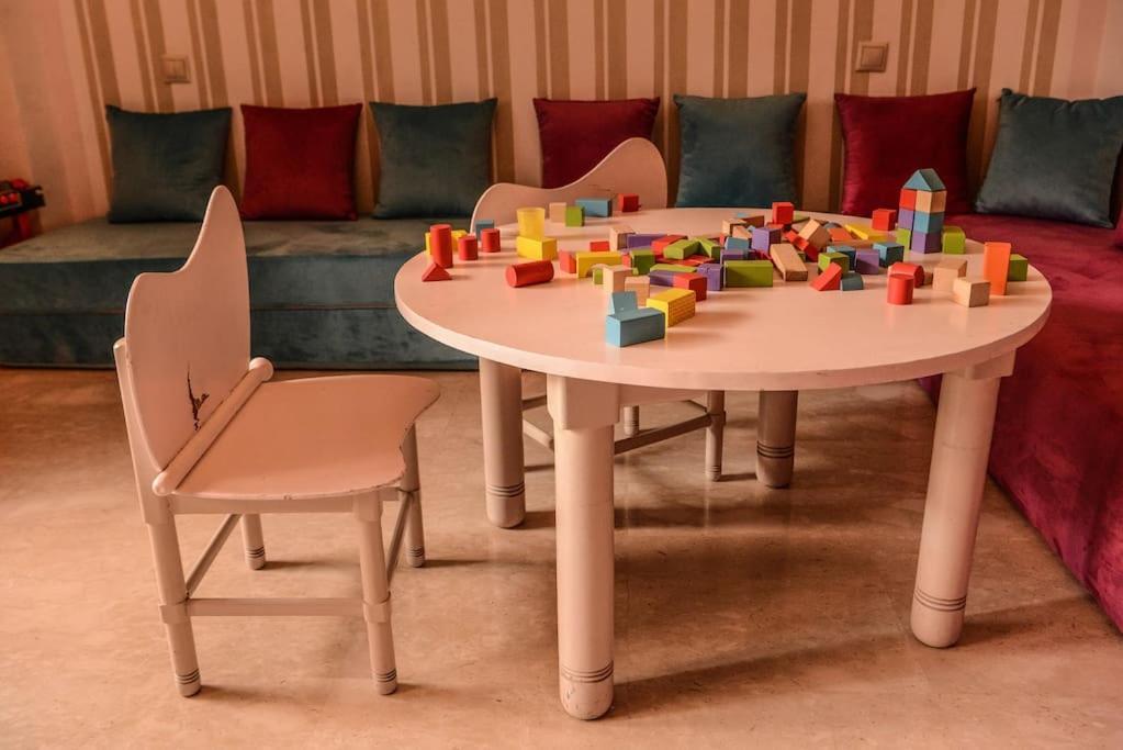 Beautiful, Great Equipped 122 M Holiday Apartment Near Majorelle Garden And Gueliz With Pool Views And A Large Balcony And Terrace مراكش المظهر الخارجي الصورة