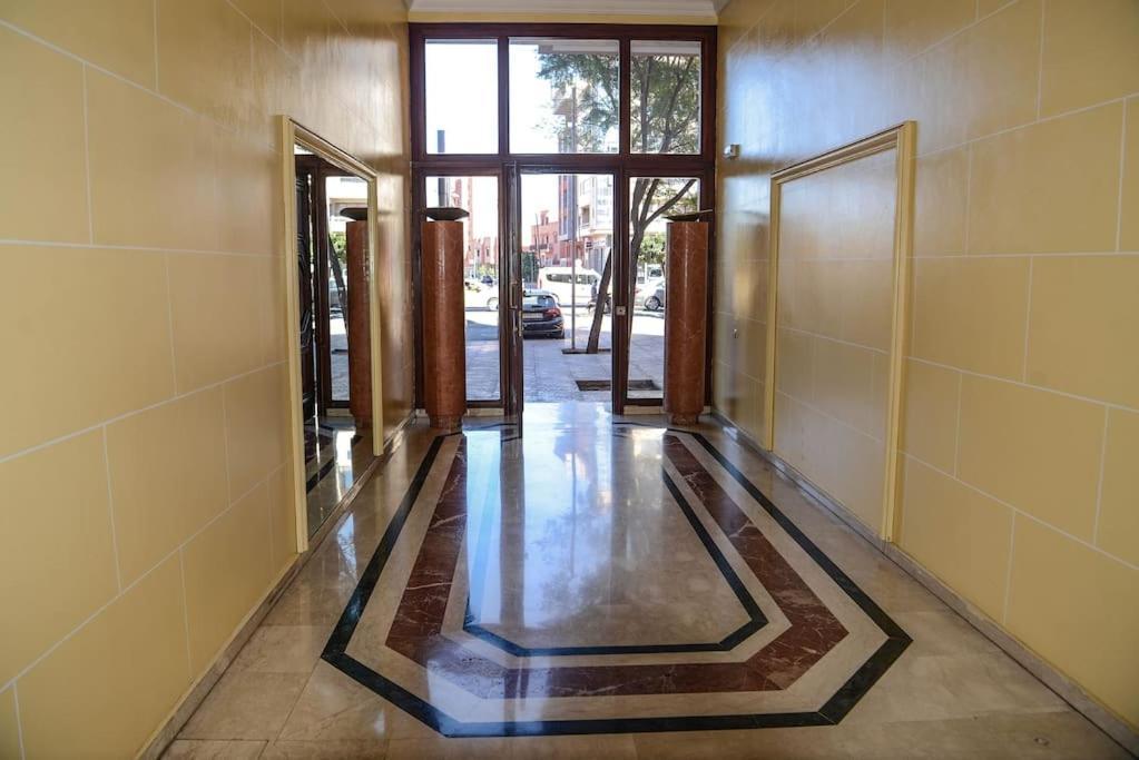 Beautiful, Great Equipped 122 M Holiday Apartment Near Majorelle Garden And Gueliz With Pool Views And A Large Balcony And Terrace مراكش المظهر الخارجي الصورة