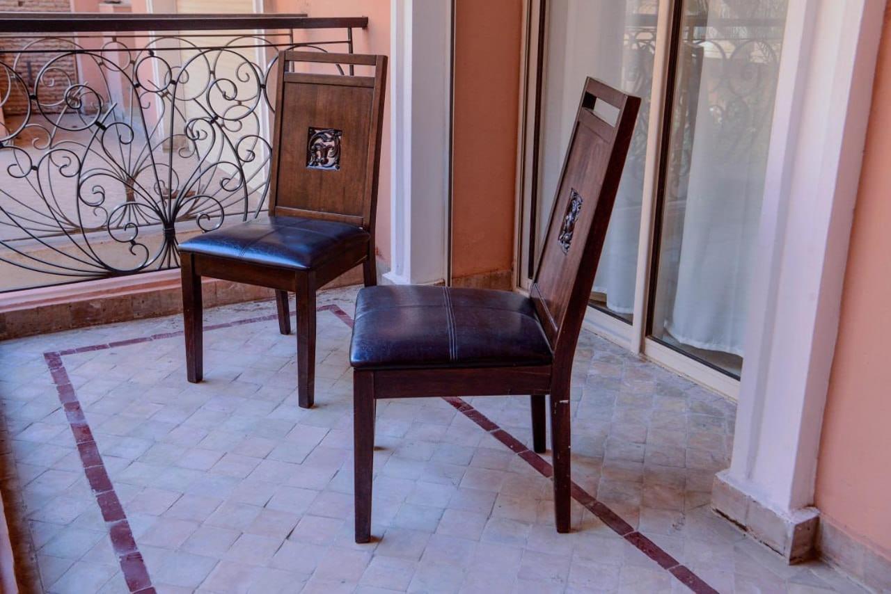 Beautiful, Great Equipped 122 M Holiday Apartment Near Majorelle Garden And Gueliz With Pool Views And A Large Balcony And Terrace مراكش المظهر الخارجي الصورة