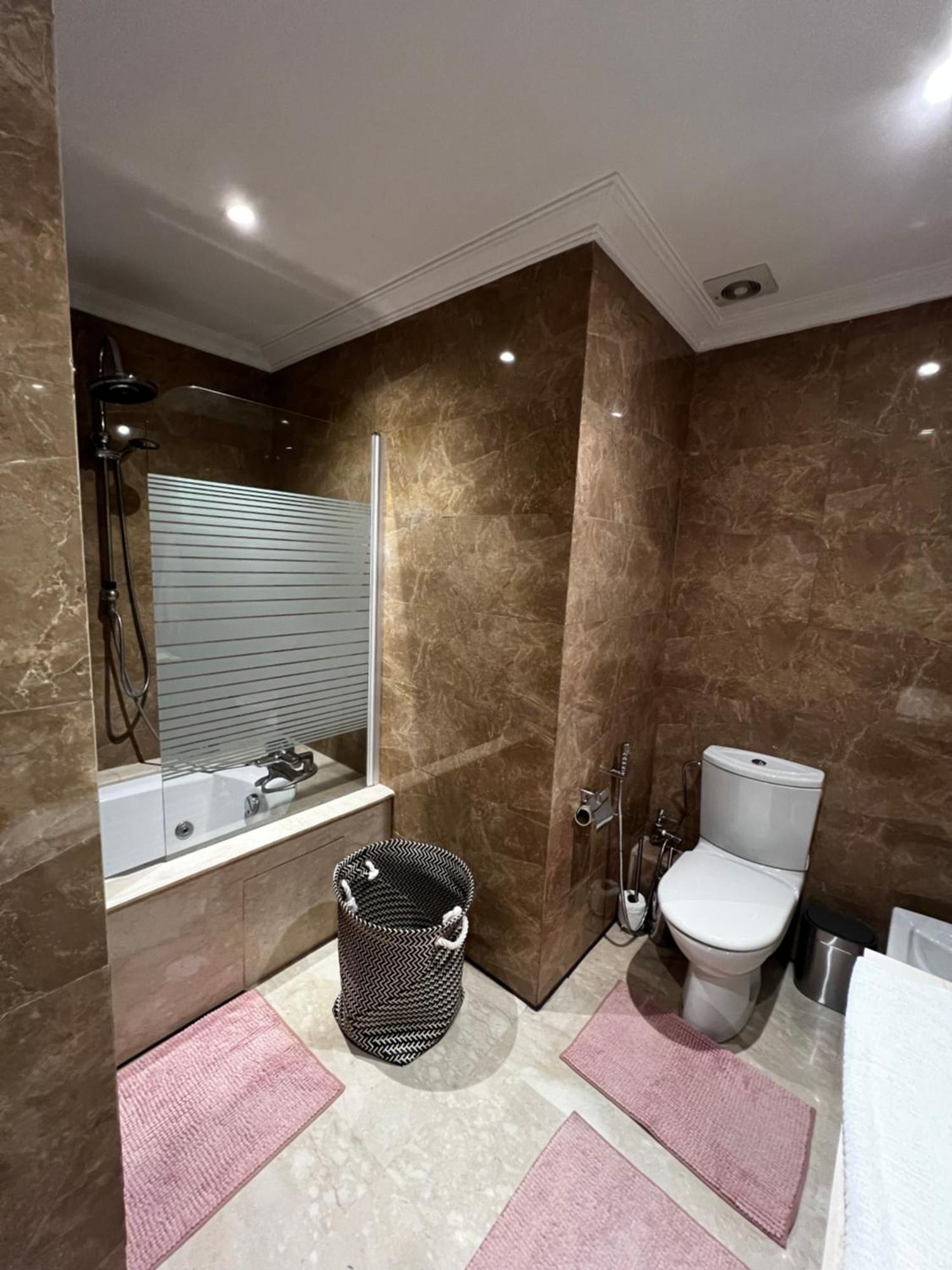 Beautiful, Great Equipped 122 M Holiday Apartment Near Majorelle Garden And Gueliz With Pool Views And A Large Balcony And Terrace مراكش المظهر الخارجي الصورة