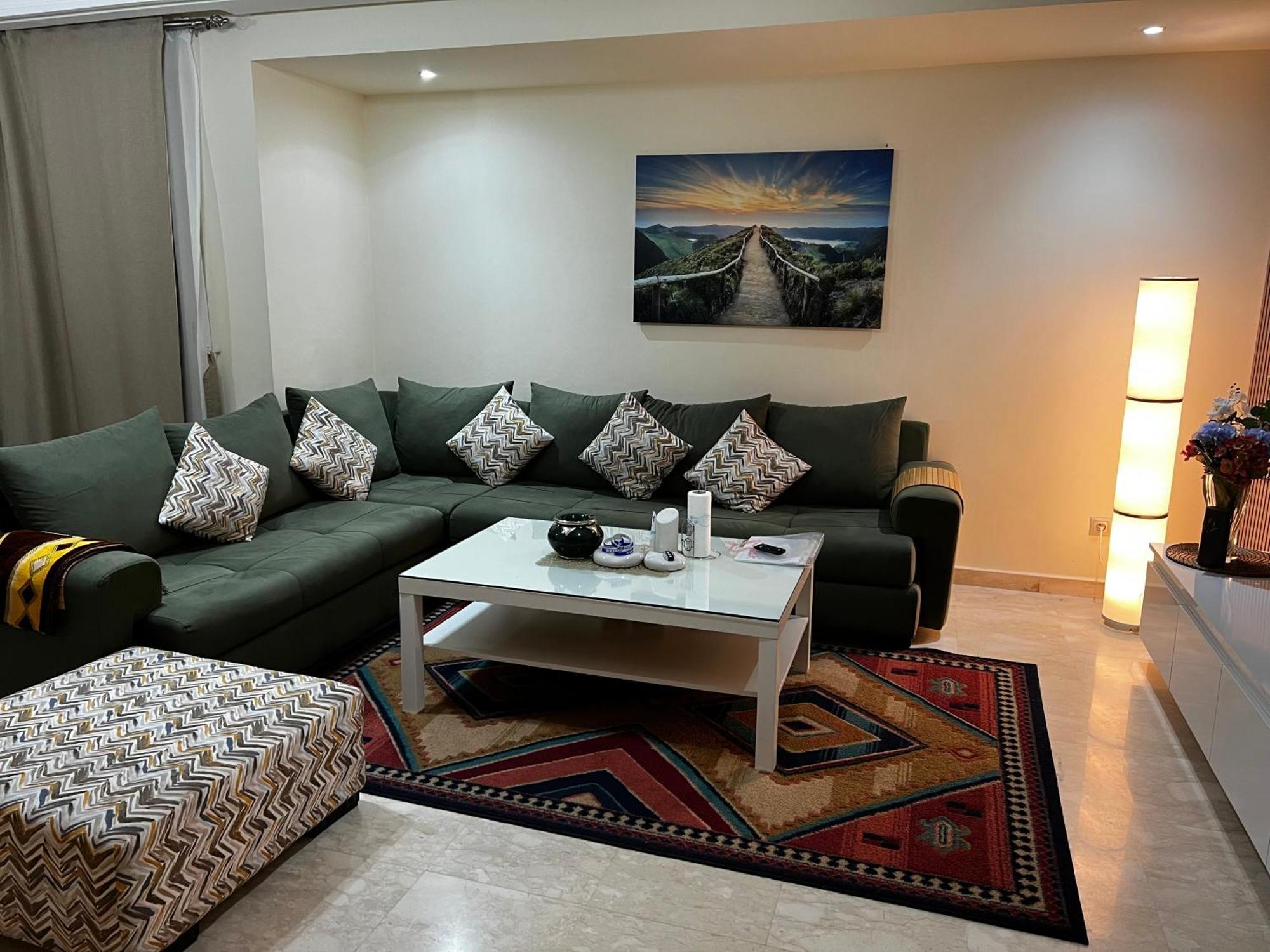 Beautiful, Great Equipped 122 M Holiday Apartment Near Majorelle Garden And Gueliz With Pool Views And A Large Balcony And Terrace مراكش المظهر الخارجي الصورة